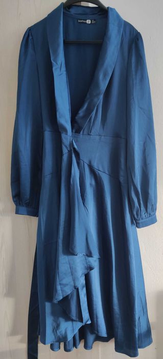 Rochii elegante, de calitate, purtate o data, marimea 36/38