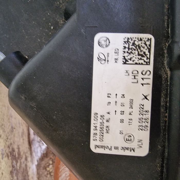 Skoda Karoq 2022 full led ляв фар