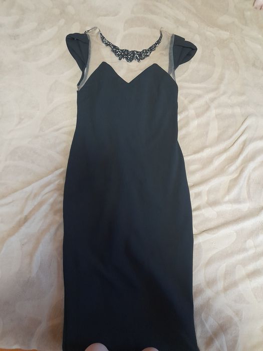 Срочно продам платья