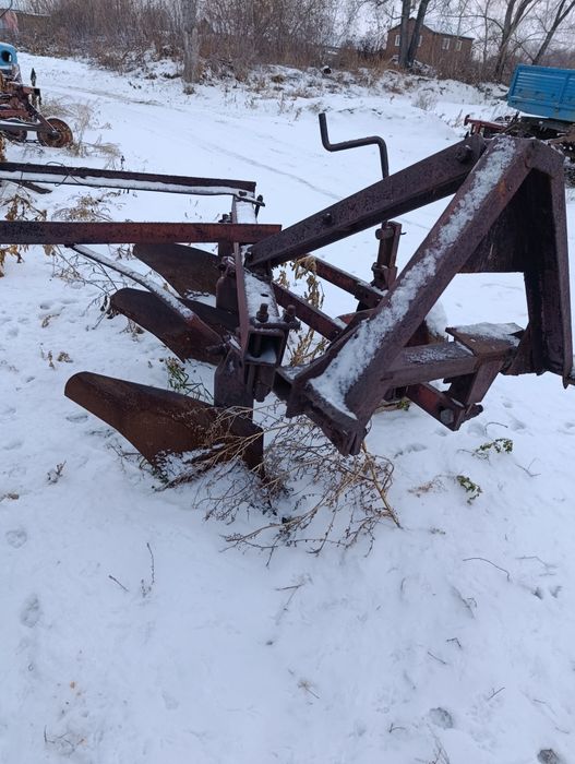 Плуг 3х корпусный на мтз
