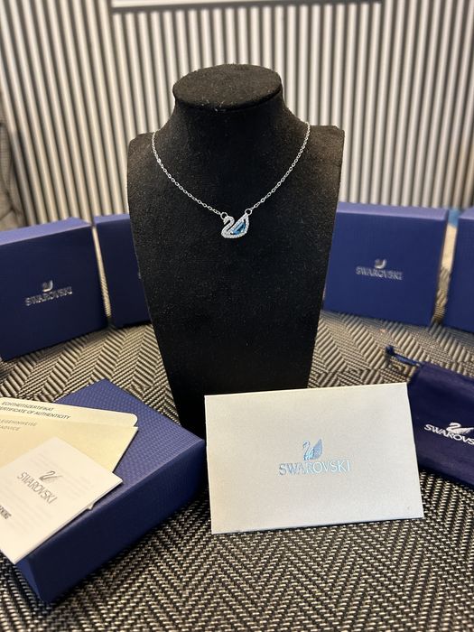 Lantisor swarovski lebada blue