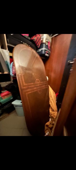 Продам стол из чистого дерева .