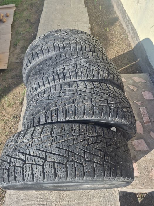 Продам покрышки Зима