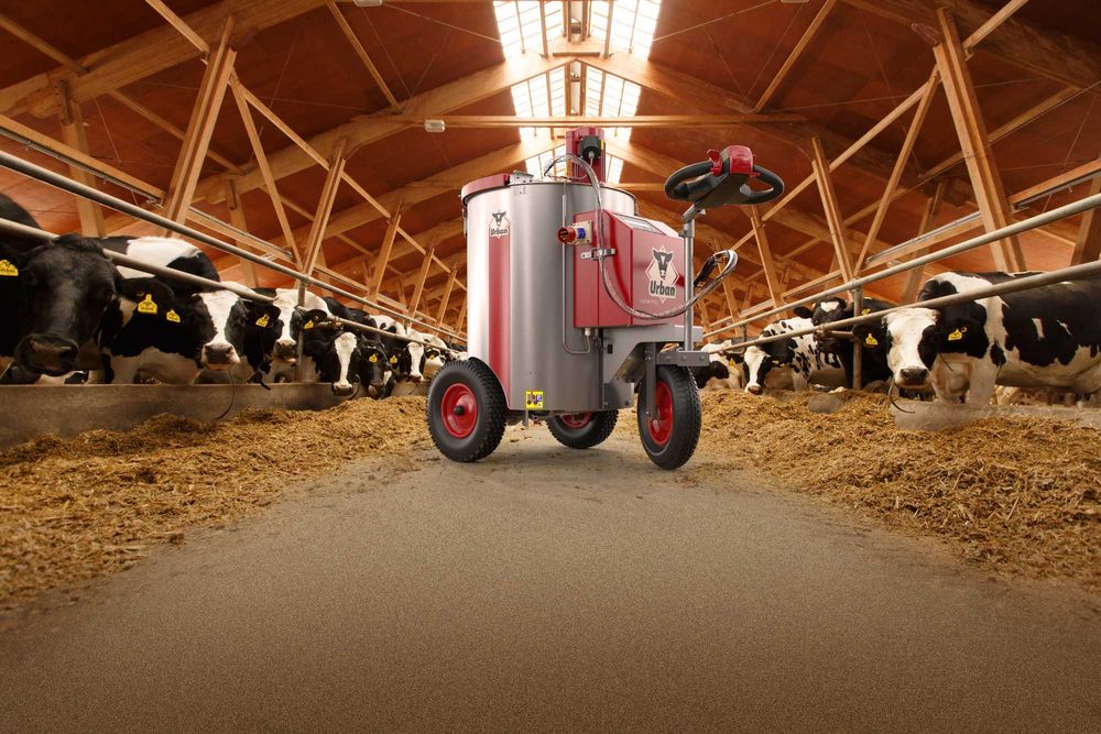 Молочное такси для телят,  сут тарқатадиган такси, milkshuttle Urban