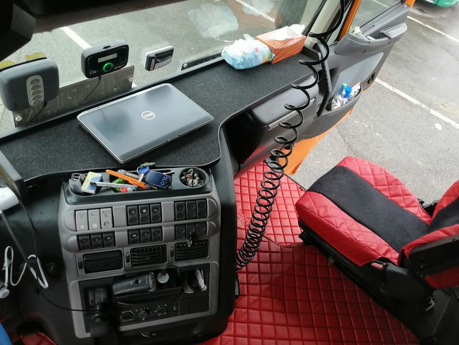 Vand Iveco stralis mega