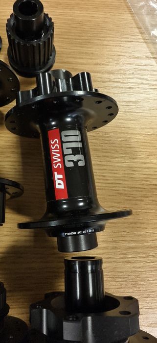 Главини и хъбове DT Swiss 350,370 15х100,15х110,12х142,12x148 Ratchet