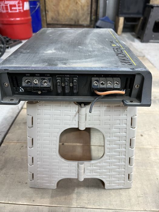 Продам усилитель Kicker 1000.1
