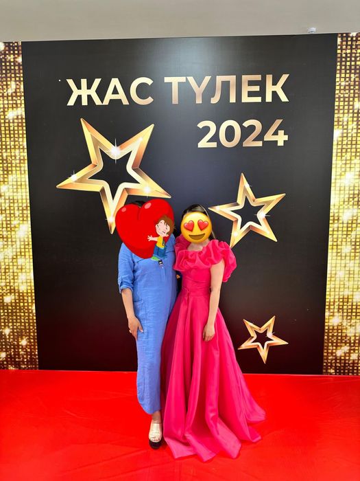 Продам выпускное платье