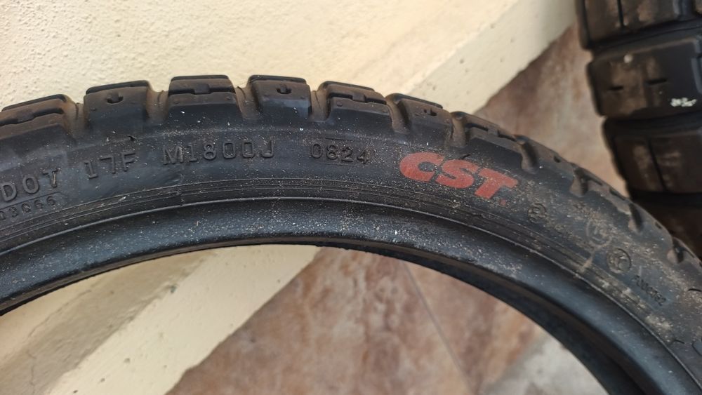 Vând doua anvelope CST adventure R18 și R21 ,provin de pe CF Moto MT 450