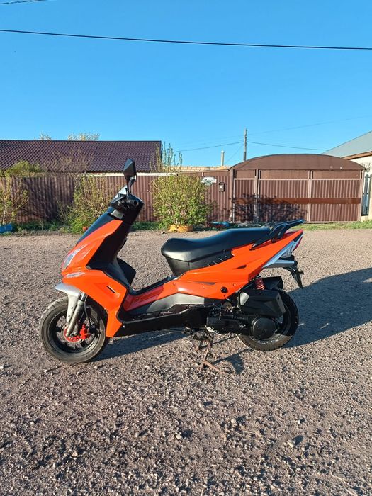 Продам отличный скутер!