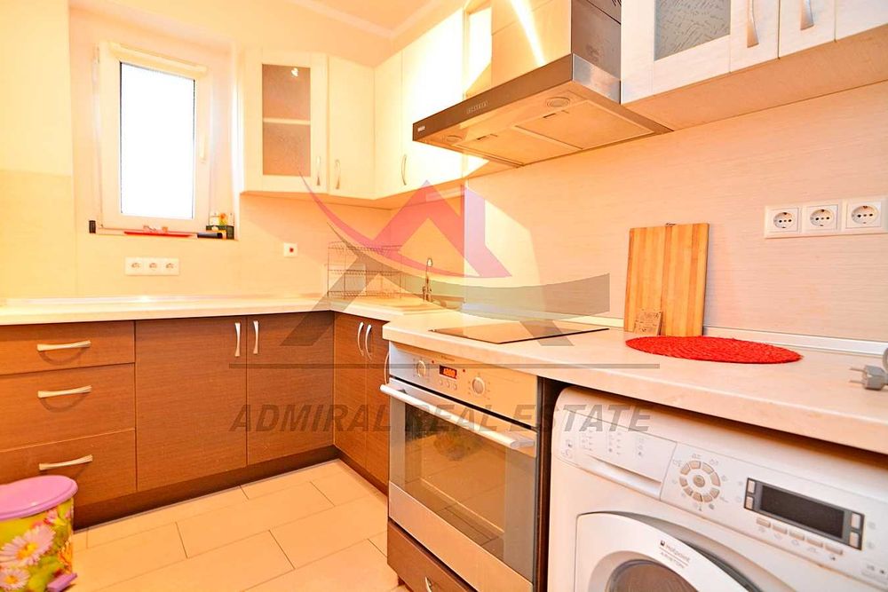 Дава се под наем Тристаен апартамент в Варна, Център - 90 кв.м за 767 € - Снимка #2