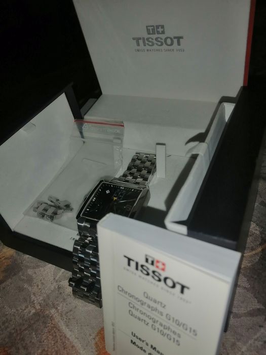 Тисот Куадрато чисто нов