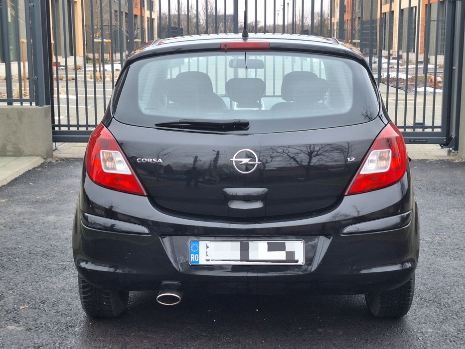 Opel Corsa D • 1.2 Benzina • Hatchback•