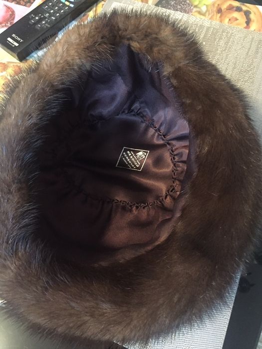 Продам берет из норки