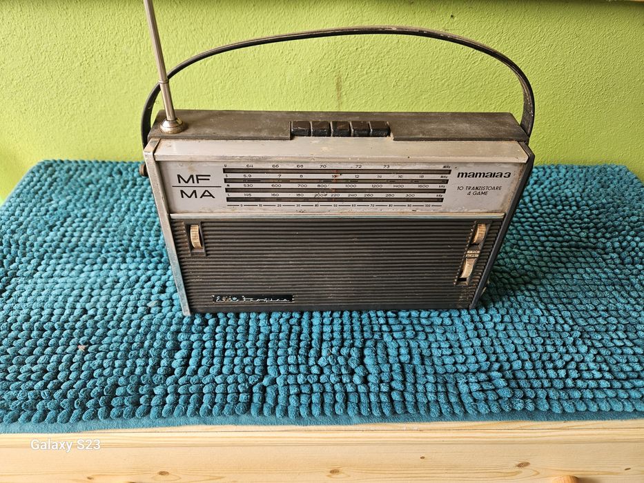 Vând radio mamaia 3