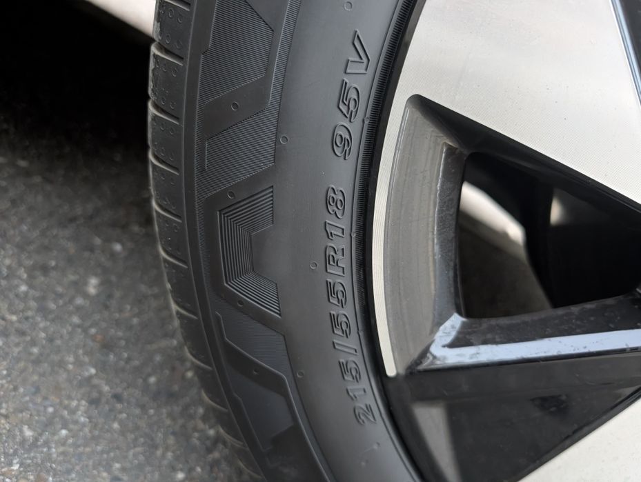 Anvelope Vara 215/55R18 95V Nexen N Fera Primus