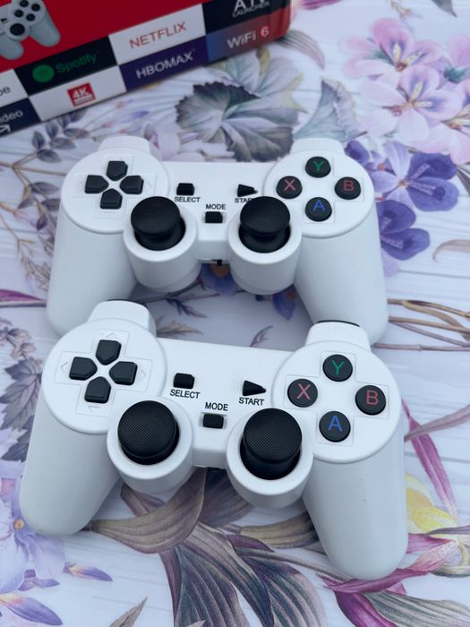 Videoproiector portabil 4K ultra HD