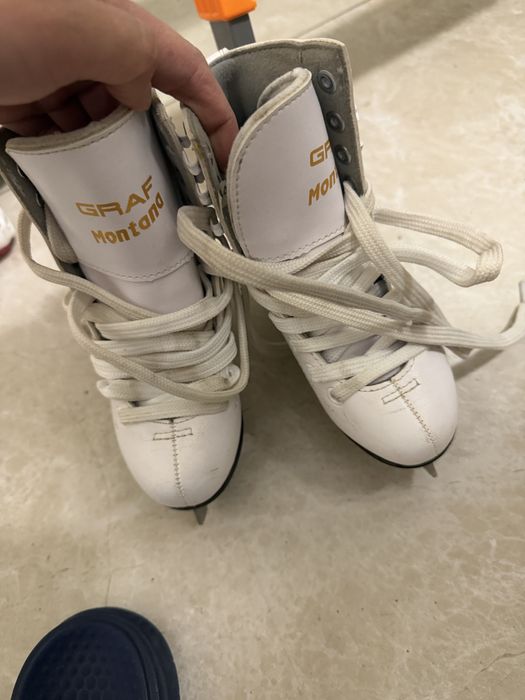 Коньки белые 27 размера