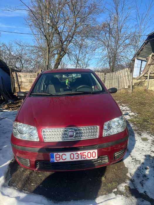 Vand Fiat punto 2009 benzina gpl 2500€