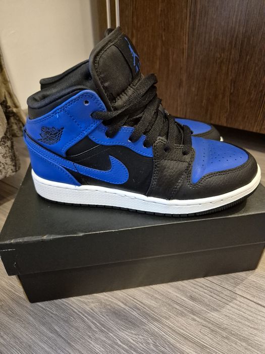 Jordan 1 hyper royal marina blue