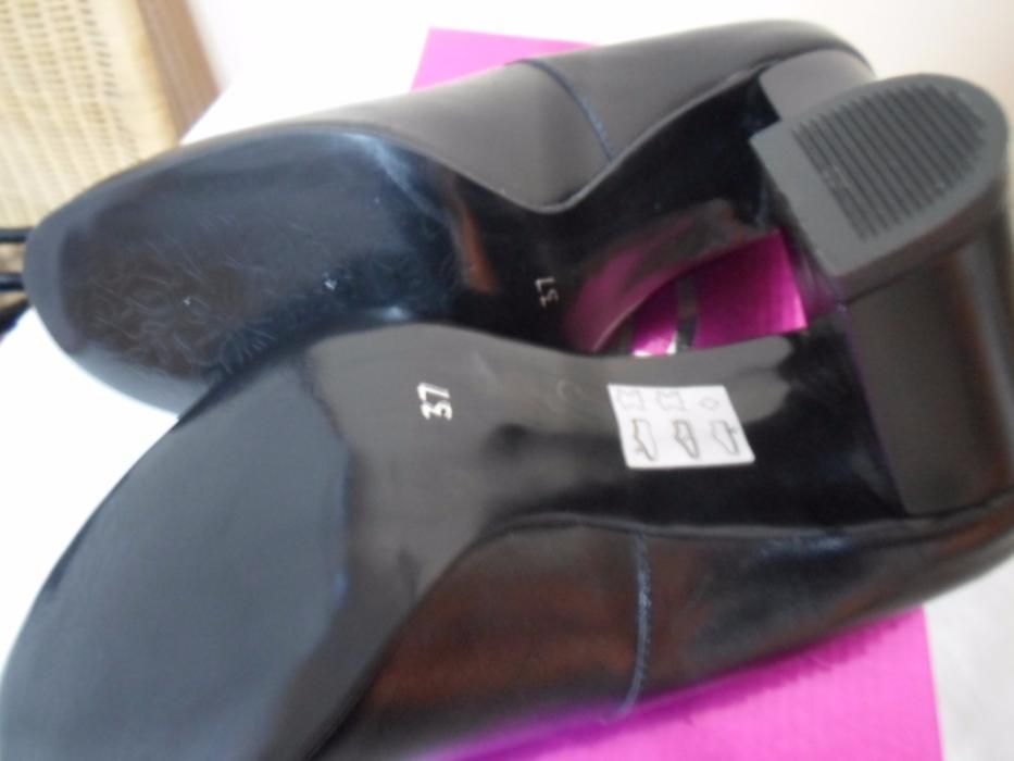 Pantofi piele naturala-noi