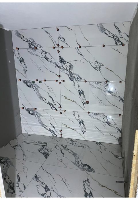 Amenajări interioare( gresie, faianta, parchet,finisaje)