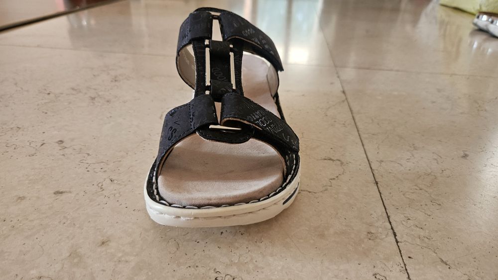 Летни дамски чехли