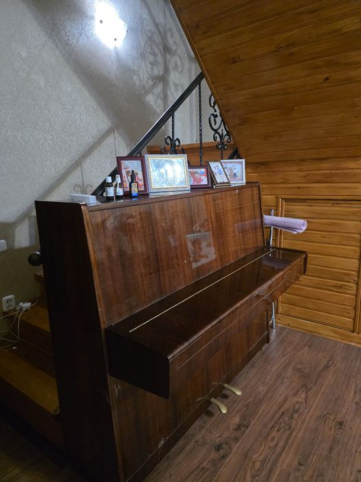 Пианино.  15.000