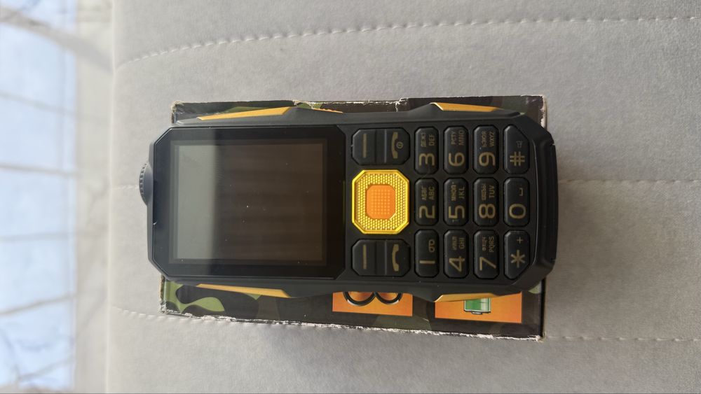 Tank telefon 2 ta simkartali