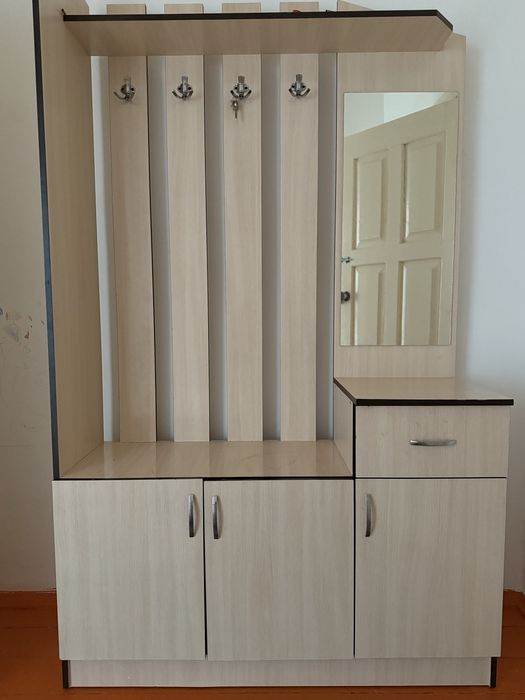 прихожка.       .