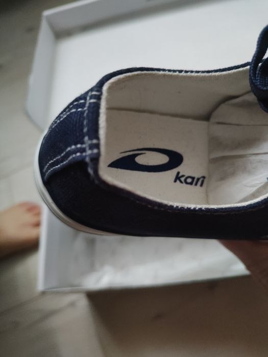 Продам кеды подростковые