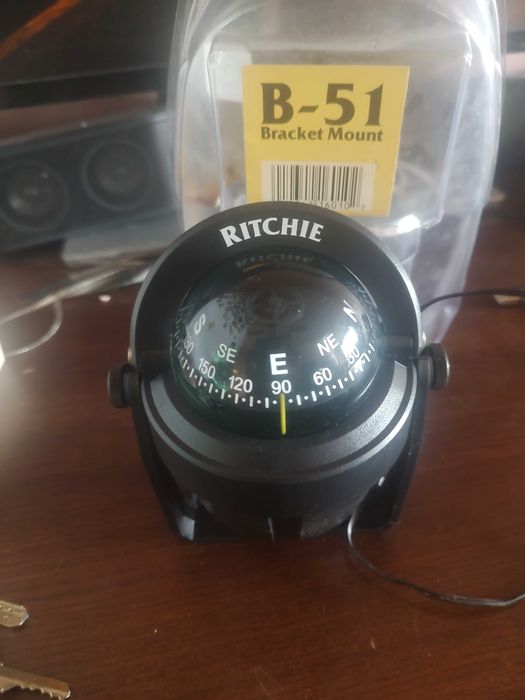 Компас за лодка Ritchie