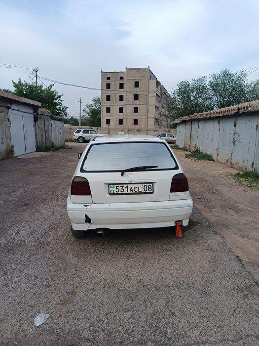 Продам гольф 3 1.8 объем 1992 года