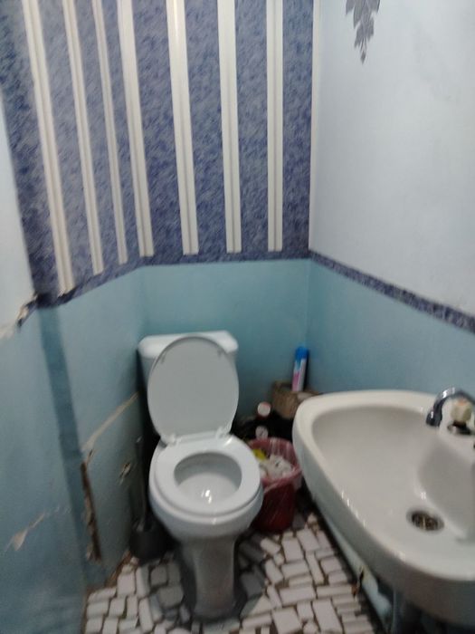 Юнусобод 4 кварталда 4 хонали кв ,  йигитларга йоки оила учун