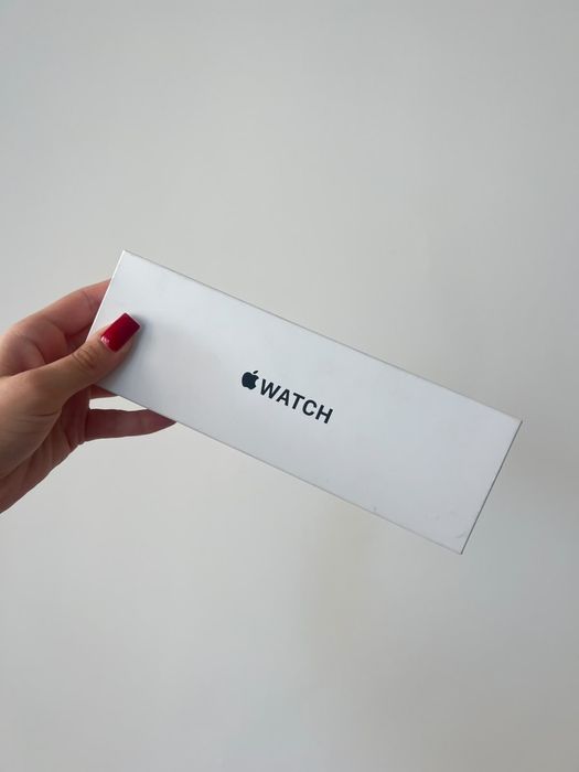 Продам Apple Watch SE 3