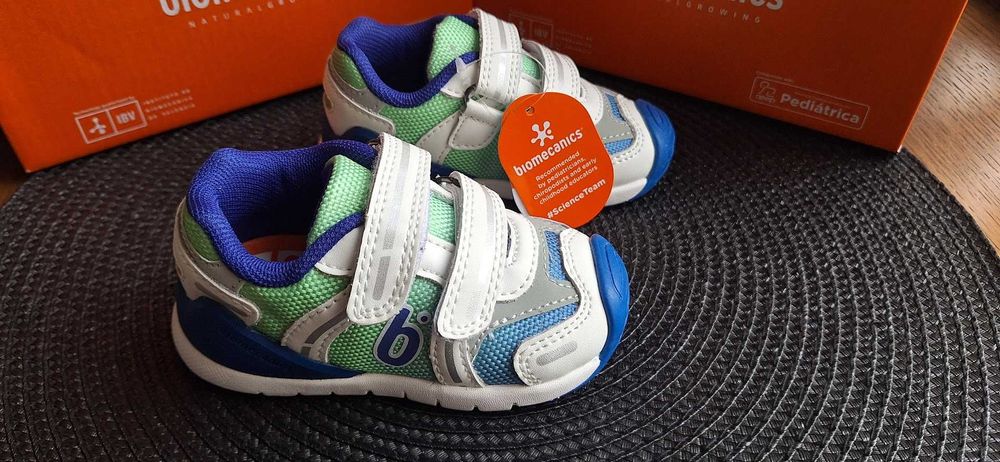Обувки - чисто нови - Biomecanics, Clarks, Pablosky - н. 20