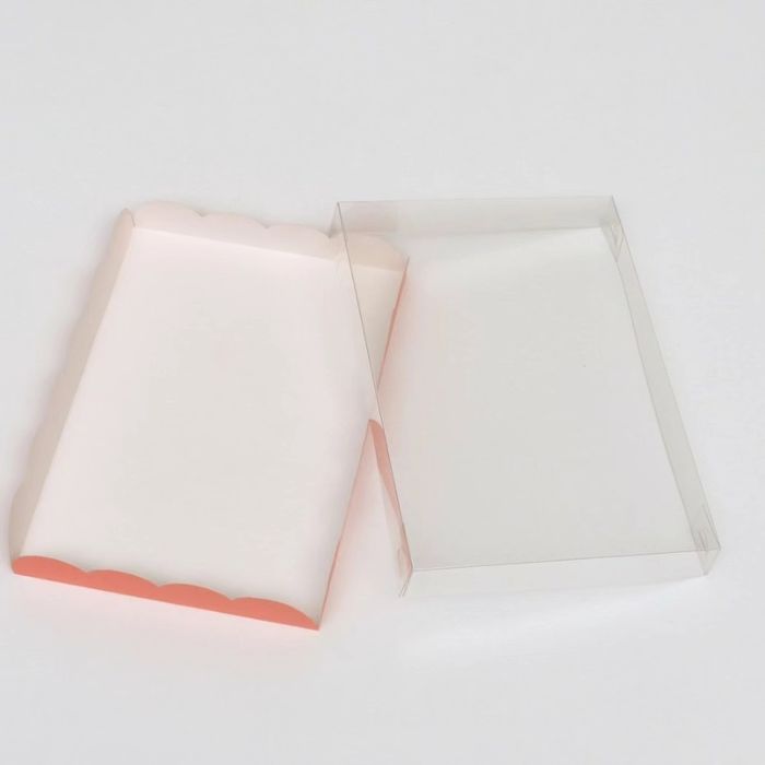 Подарочные коробки