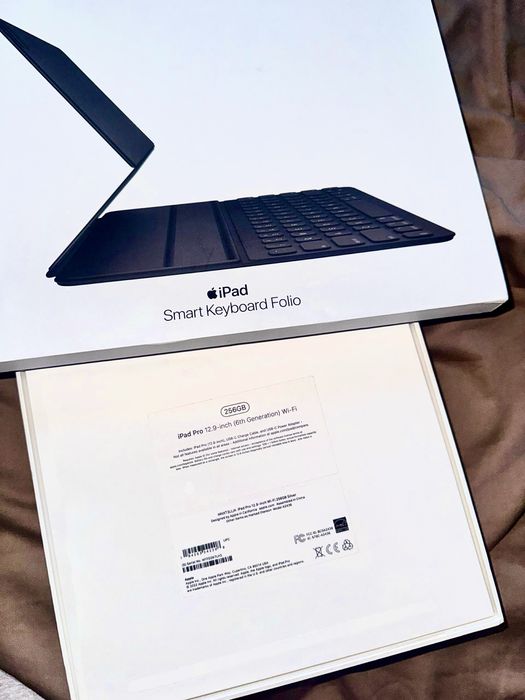 iPad Pro 12.9-inch (6th Generation) Wi-Fi