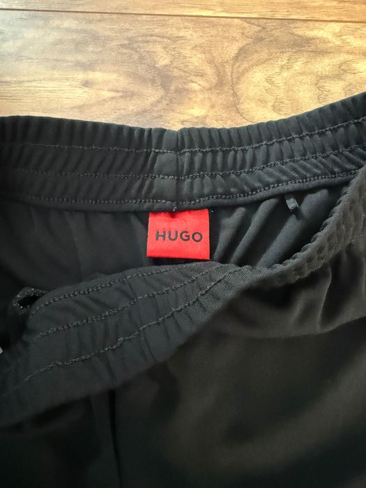 Черни панталони Hugo оригинал