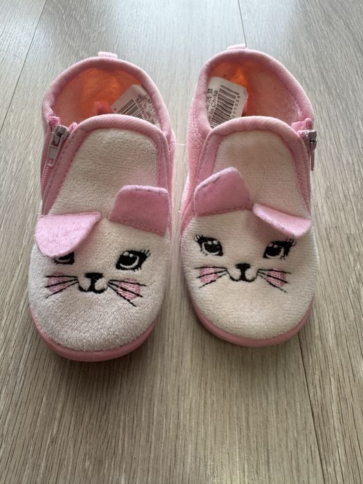 Papucei fete de interior