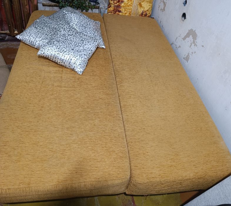 Продам диван 10000