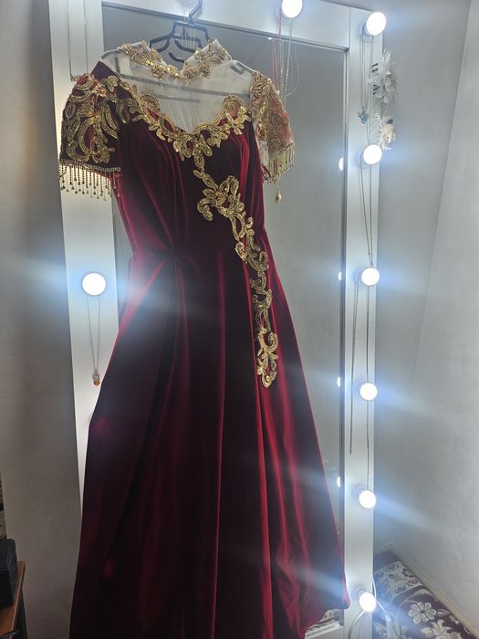 Продам новое национальное платье