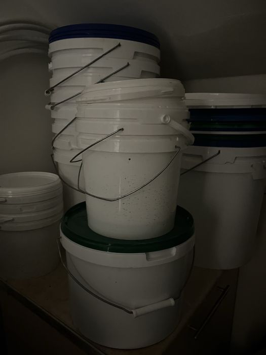 Ведра пластмассовые