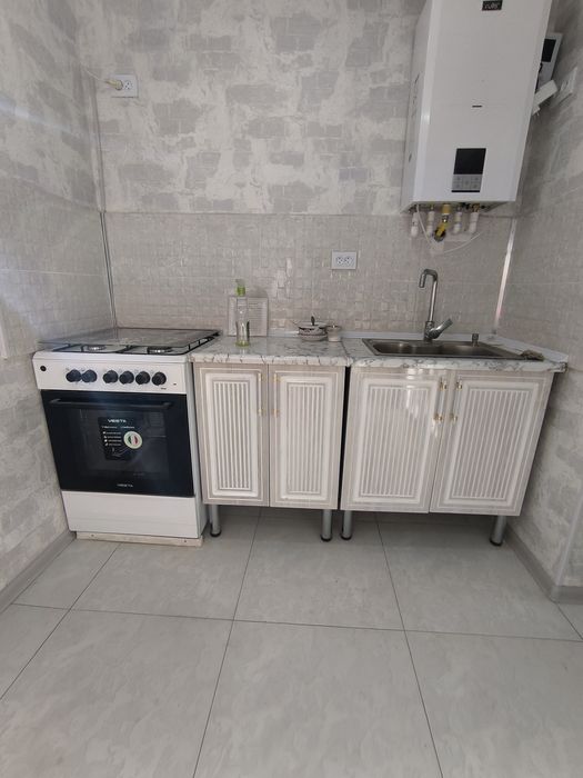 Янгиюль. 2 х комнатную квартиру. Новый евро ремонт под ключ.