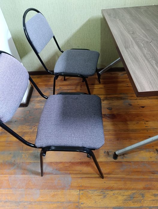 Продаю современные, комфортные учебные парты и стулья!