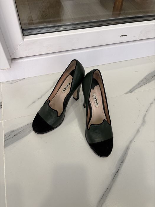 Туфли на миниатюрую девушку