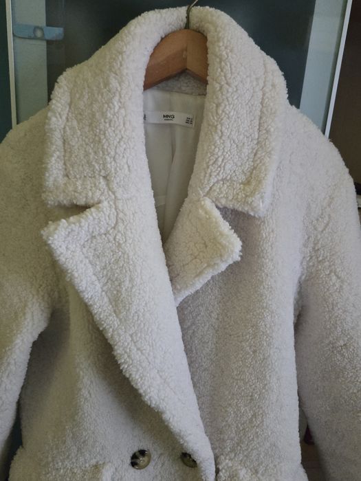 Зимно палто MANGO