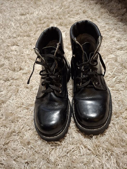 Ghete dama piele locuită