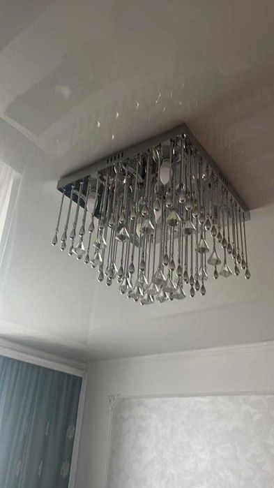 Люстра продам бу