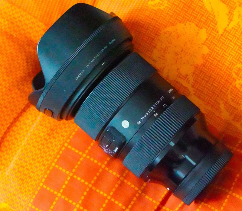 Obiectiv Sigma 24-70mm f/2.8 DG DN (A) Art -  Zoom Standard Premium pentru Sony E